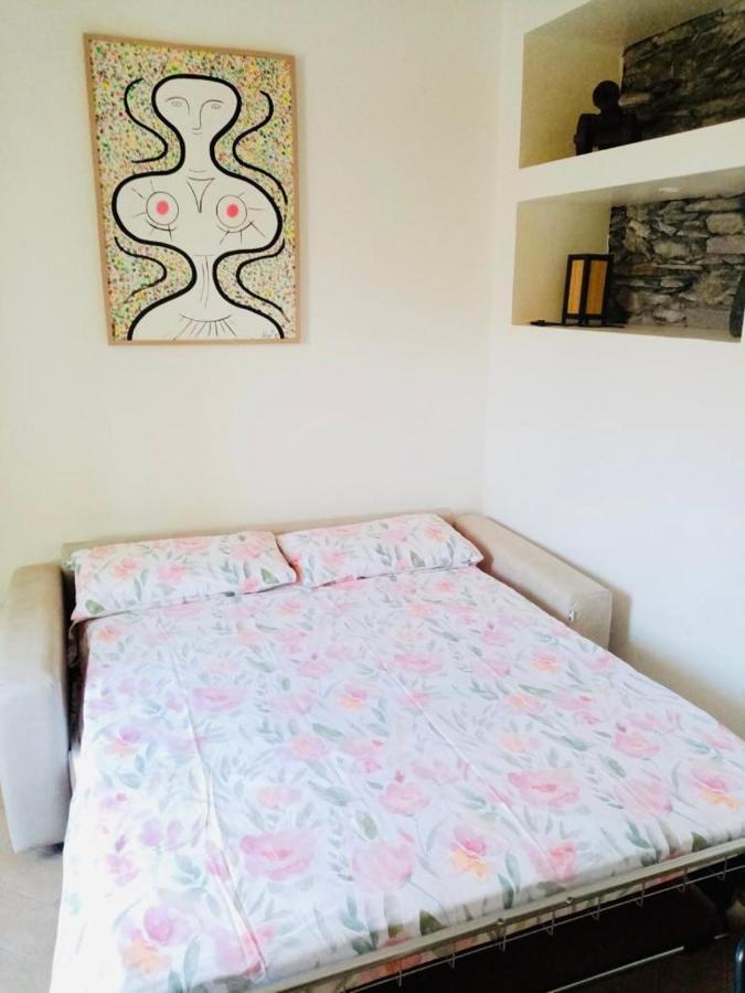 Casa Vittoria Apartment Dervio Bagian luar foto
