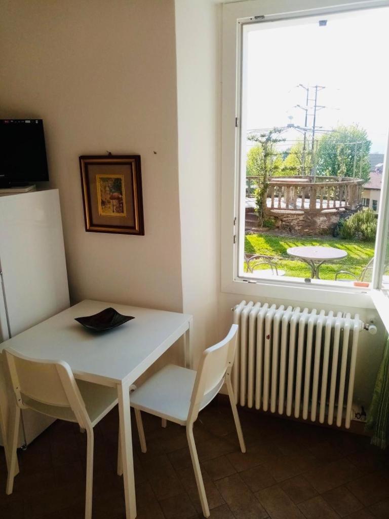 Casa Vittoria Apartment Dervio Bagian luar foto