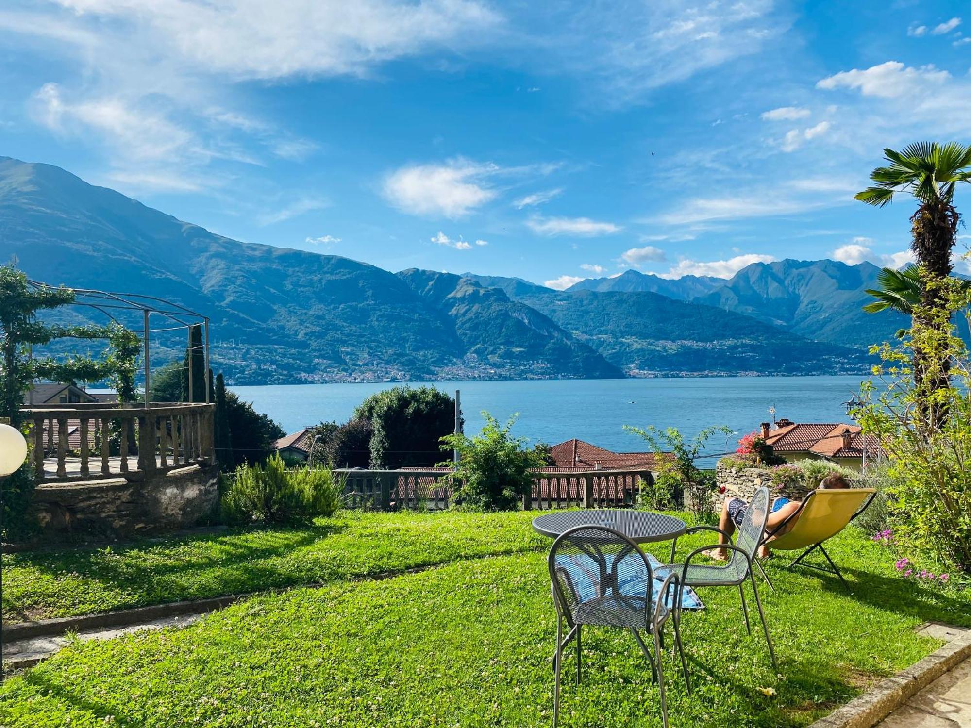 Casa Vittoria Apartment Dervio Bagian luar foto